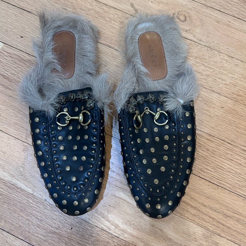 Gucci Black Leather Fur-Lined Studded Horsebit Slippers